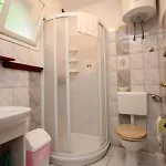 Apartments By The Sea Medveja, Opatija - 7924 Apartman Lovran